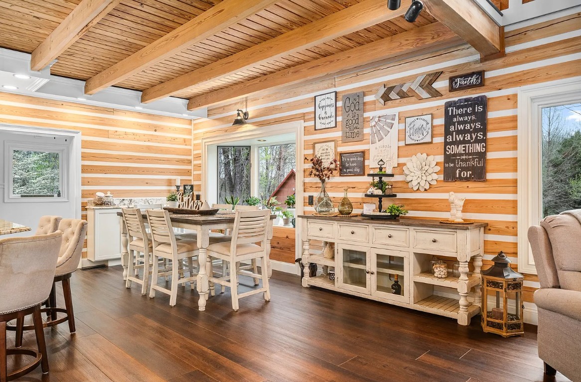 Log Cabin